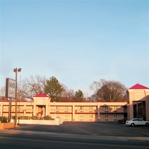 Sands Central Inn Hot Springs Eksteriør billede
